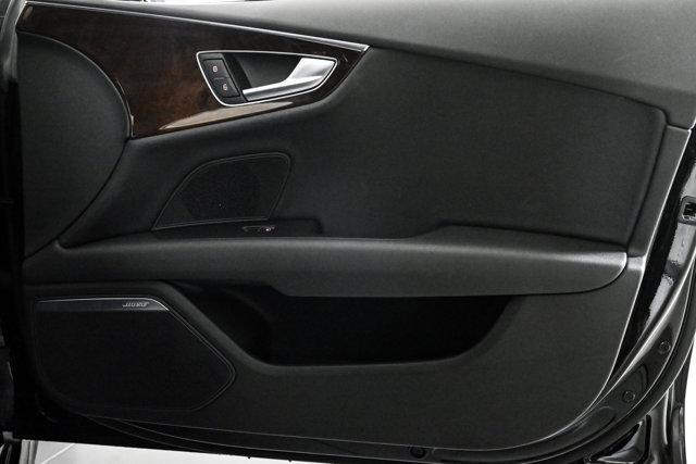 Photo of 2013 Brilliant Black Audi A7