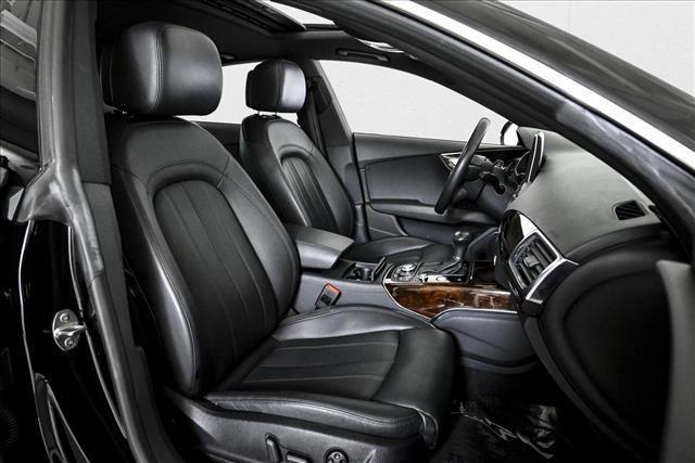 Photo of 2013 Brilliant Black Audi A7