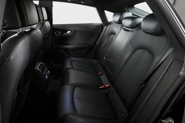 Photo of 2013 Brilliant Black Audi A7