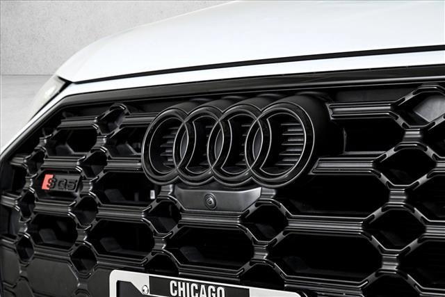 Photo of 2025 Glacier White Metallic Audi SQ5
