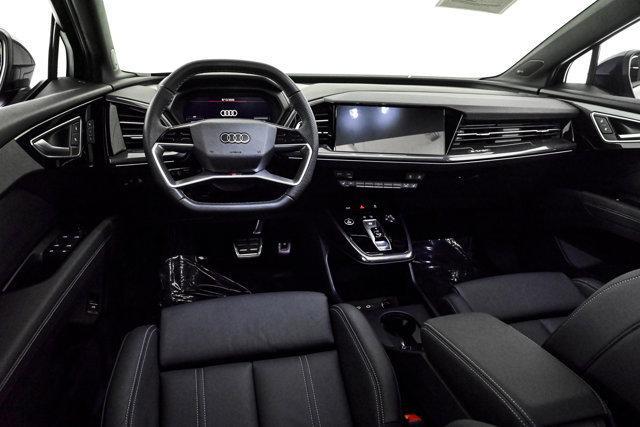 Photo of 2025 Navarra Blue Metallic Audi Q4 e-tron
