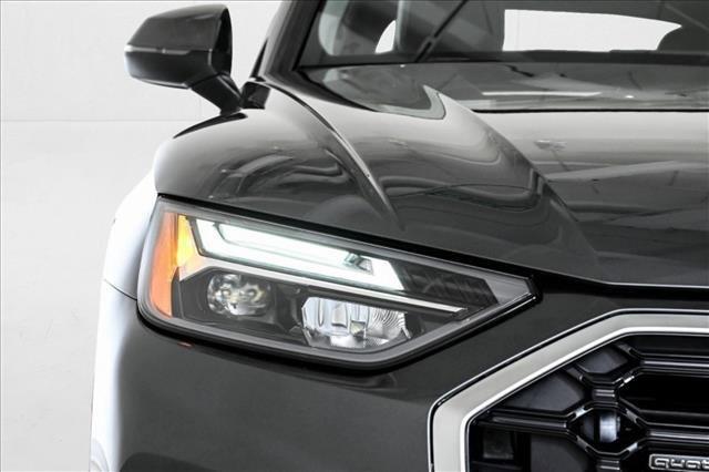 Photo of 2025 Daytona Gray Pearl Effect Audi Q5