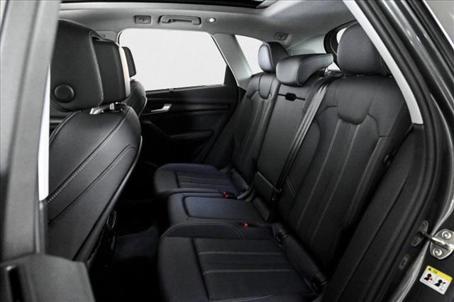 Photo of 2025 Daytona Gray Pearl Effect Audi Q5