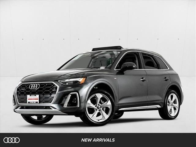 Photo of 2025 Daytona Gray Pearl Effect Audi Q5