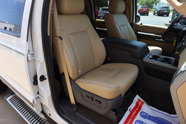 Photo of 2016 White Ford F-350