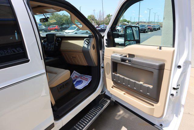 Photo of 2016 White Ford F-350