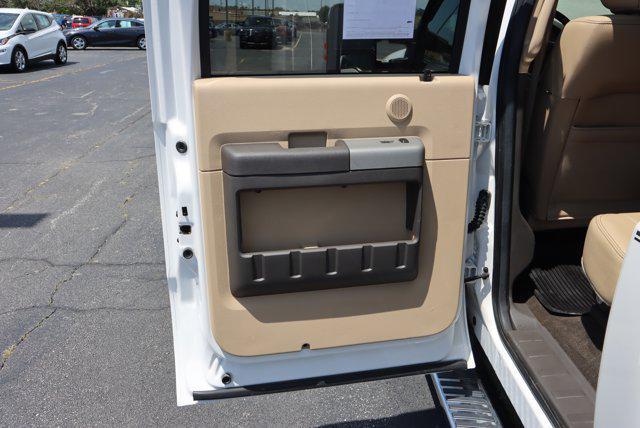 Photo of 2016 White Ford F-350