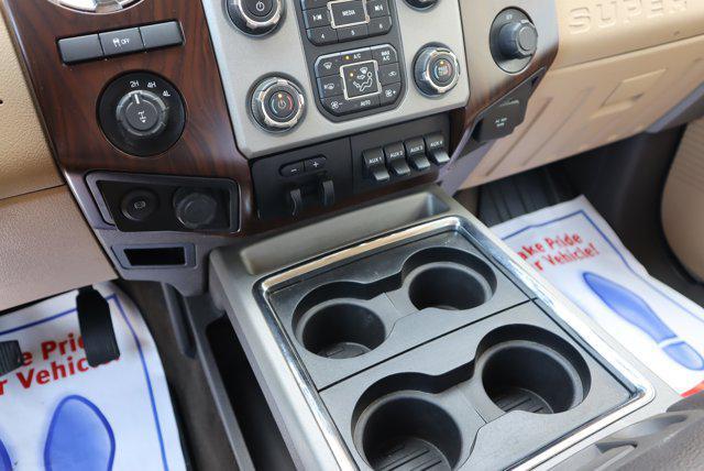 Photo of 2016 White Ford F-350