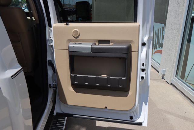 Photo of 2016 White Ford F-350