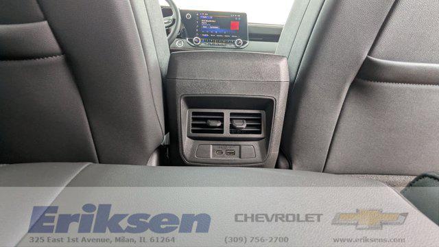 Photo of 2025 Sunrise Orange Chevrolet Colorado