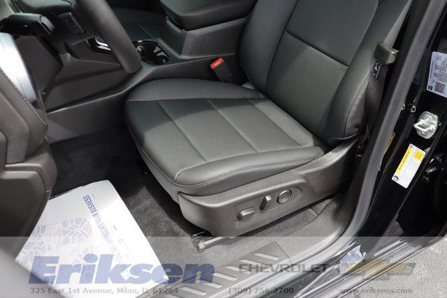 Photo of 2025 Black Chevrolet Colorado