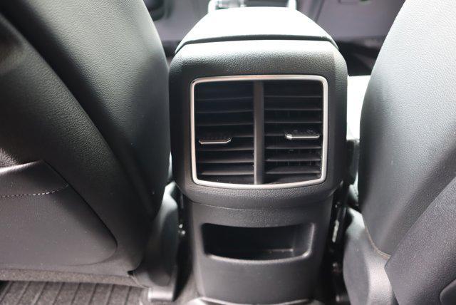Photo of 2023 Wolf Gray Kia Sportage