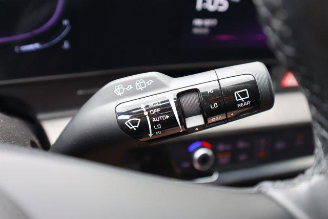 Photo of 2023 Wolf Gray Kia Sportage