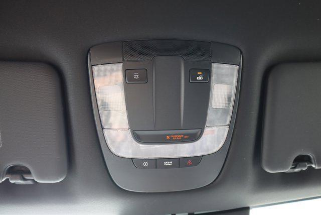 Photo of 2023 Wolf Gray Kia Sportage