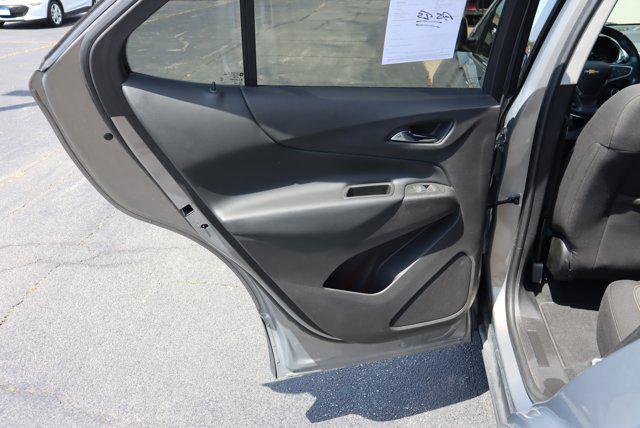 Photo of 2019 Pepperdust Metallic Chevrolet Equinox