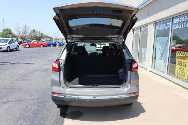 Photo of 2019 Pepperdust Metallic Chevrolet Equinox