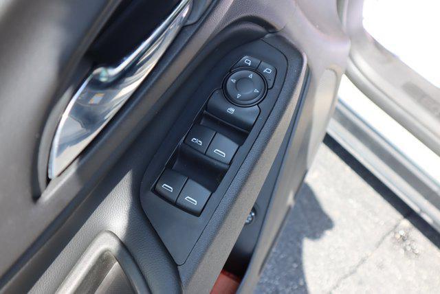 Photo of 2019 Pepperdust Metallic Chevrolet Equinox