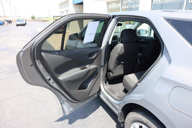 Photo of 2019 Pepperdust Metallic Chevrolet Equinox
