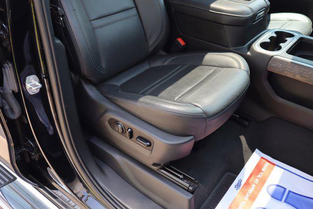 Photo of 2021 Onyx Black GMC Sierra 1500