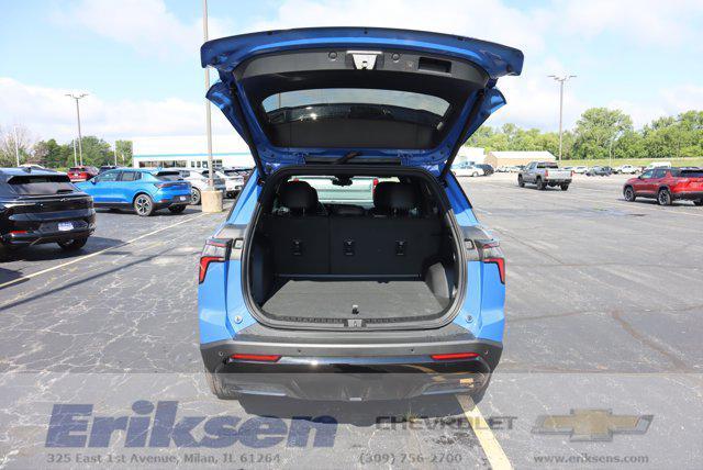 Photo of 2026 Reef Blue Metallic Chevrolet Equinox