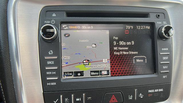Photo of 2016 Summit White GMC Acadia