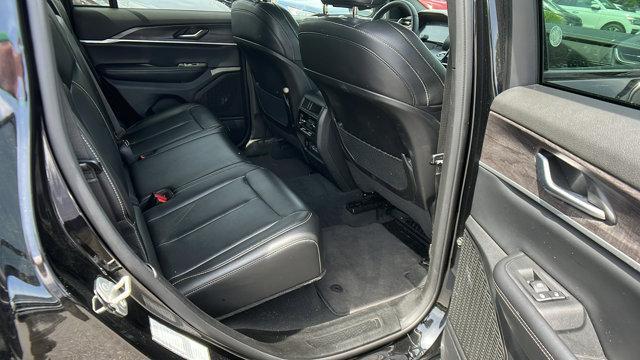 Photo of 2024 Diamond Black Jeep Grand Cherokee
