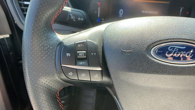 Photo of 2024 Black Ford Escape