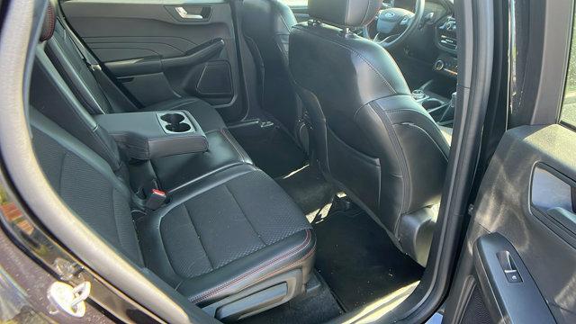 Photo of 2024 Black Ford Escape