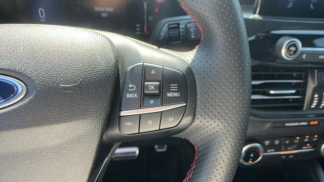 Photo of 2024 Black Ford Escape