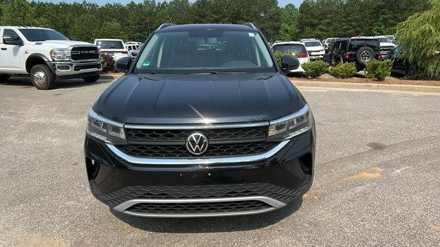 Photo of 2022 Deep Black Pearl Effect Volkswagen Taos