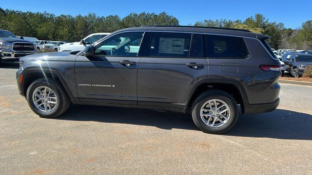 Photo of 2025 Metallic Jeep Grand Cherokee L