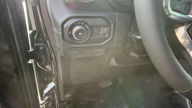Photo of 2025 Black Clearcoat Jeep Wrangler