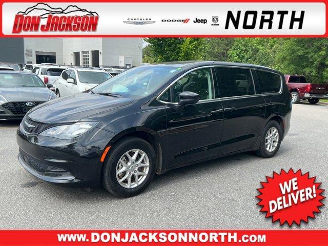 2022 Chrysler Voyager