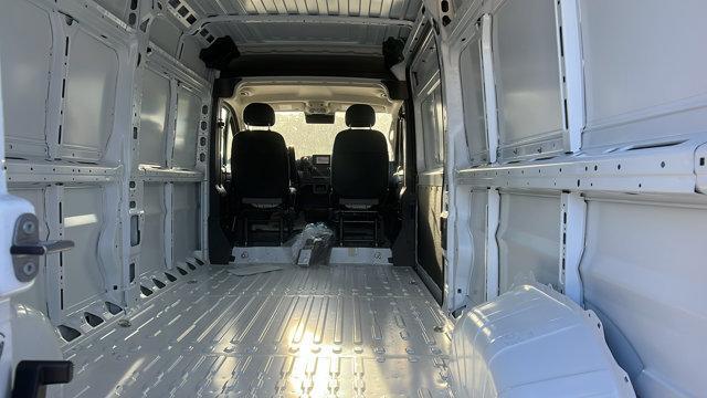 Photo of 2025 Bright White Clearcoat RAM ProMaster 2500