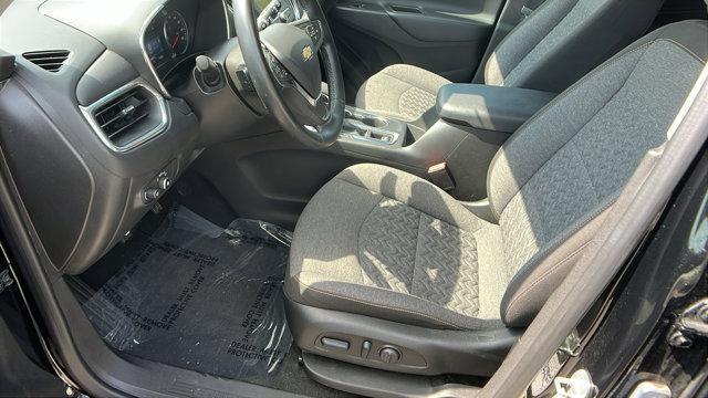 Photo of 2024 Mosaic Black Metallic Chevrolet Equinox