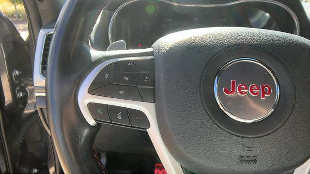 Photo of 2020 Granite Crystal Clearcoat Metallic Jeep Grand Cherokee