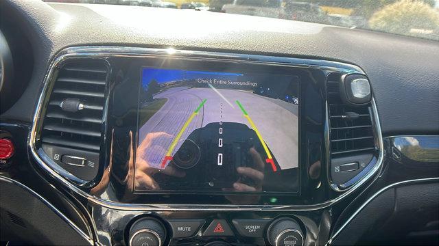 Photo of 2020 Granite Crystal Clearcoat Metallic Jeep Grand Cherokee
