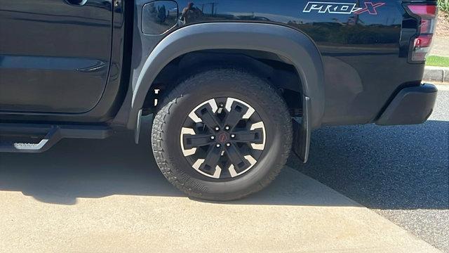 Photo of 2023 Black Nissan Frontier