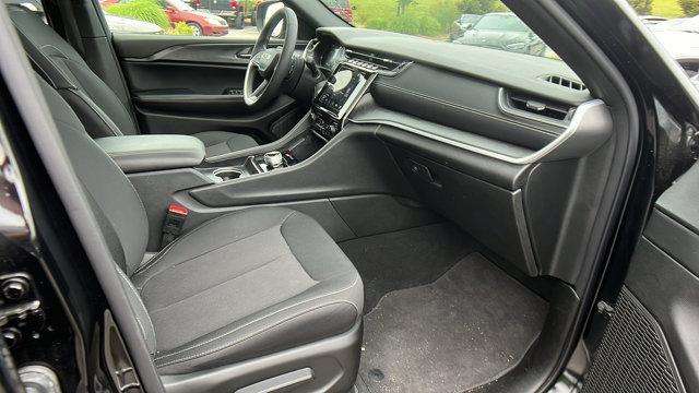 Photo of 2024 Diamond Black Jeep Grand Cherokee