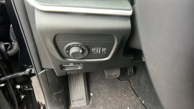 Photo of 2024 Diamond Black Jeep Grand Cherokee
