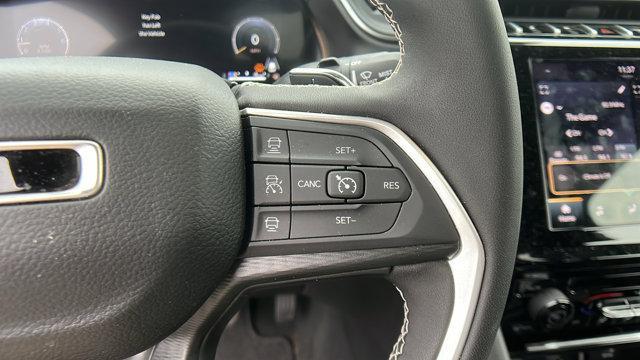 Photo of 2024 Diamond Black Jeep Grand Cherokee