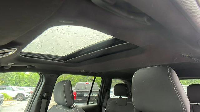 Photo of 2024 Diamond Black Jeep Grand Cherokee