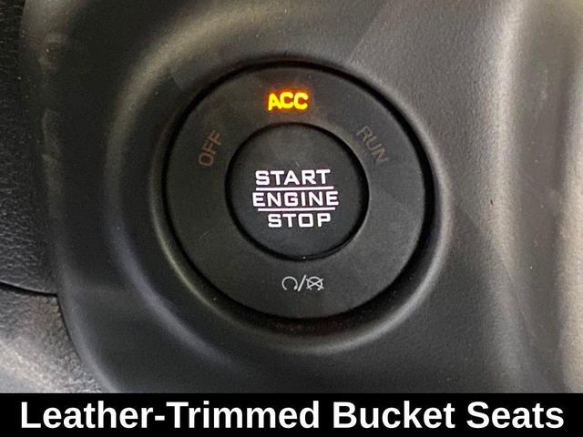 Photo of 2022 Black Clearcoat Jeep Gladiator