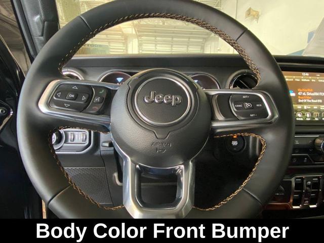 Photo of 2022 Black Clearcoat Jeep Gladiator