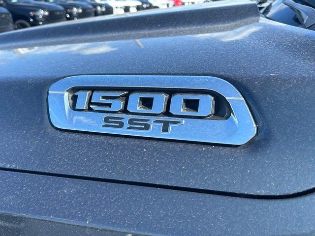 Photo of 2025 Blue Metallic RAM 1500