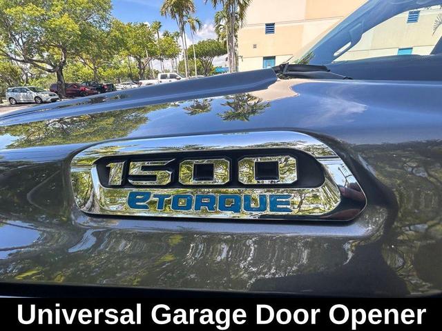 Photo of 2022 Granite Crystal Clearcoat Metallic RAM 1500