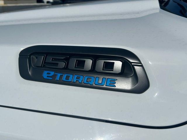 Photo of 2025 Bright White Clearcoat RAM 1500