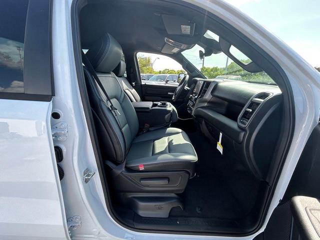 Photo of 2025 Bright White Clearcoat RAM 1500