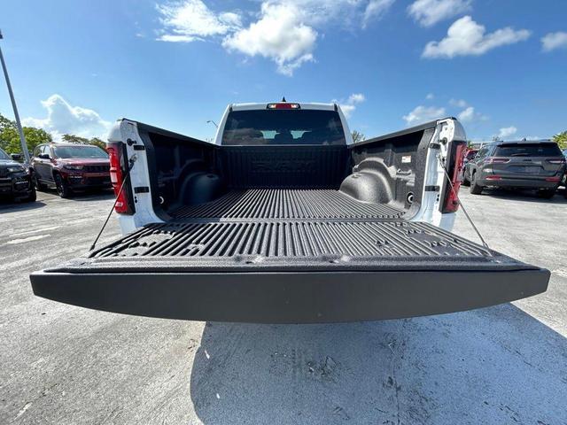 Photo of 2025 Bright White Clearcoat RAM 1500