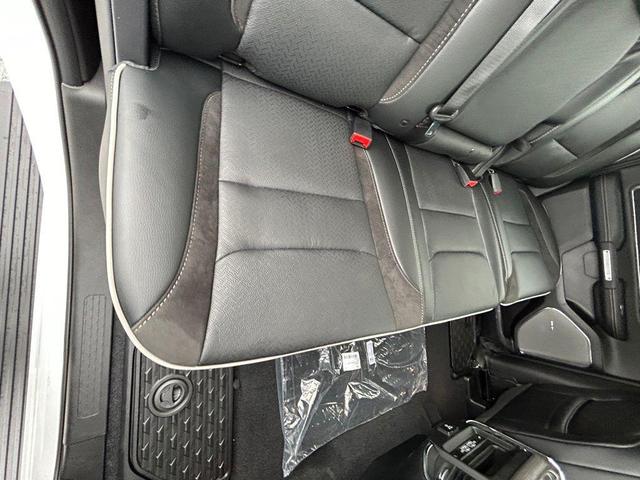 Photo of 2025 Bright White Clearcoat RAM 1500